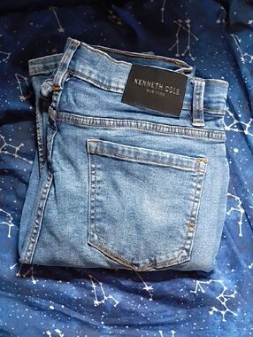 Kenneth Cole Medium Blue Denim Jeans
